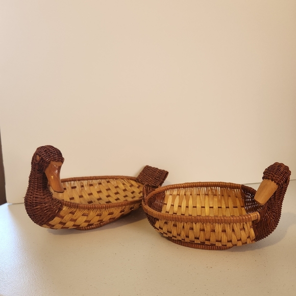 Vintage Duck Wicker Basket Lot Woven Rattan Plant Basket French Country Kitchen - Picture 2 of 9